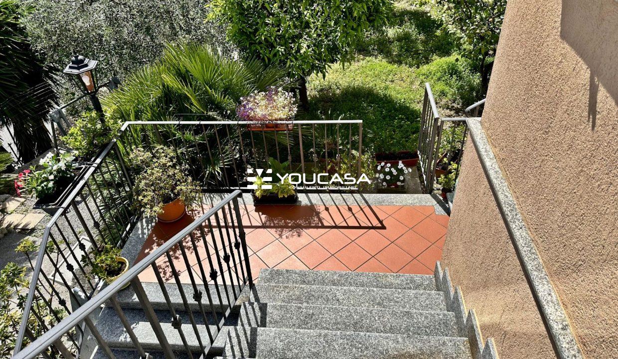 36 SCALA DI ACCESSO