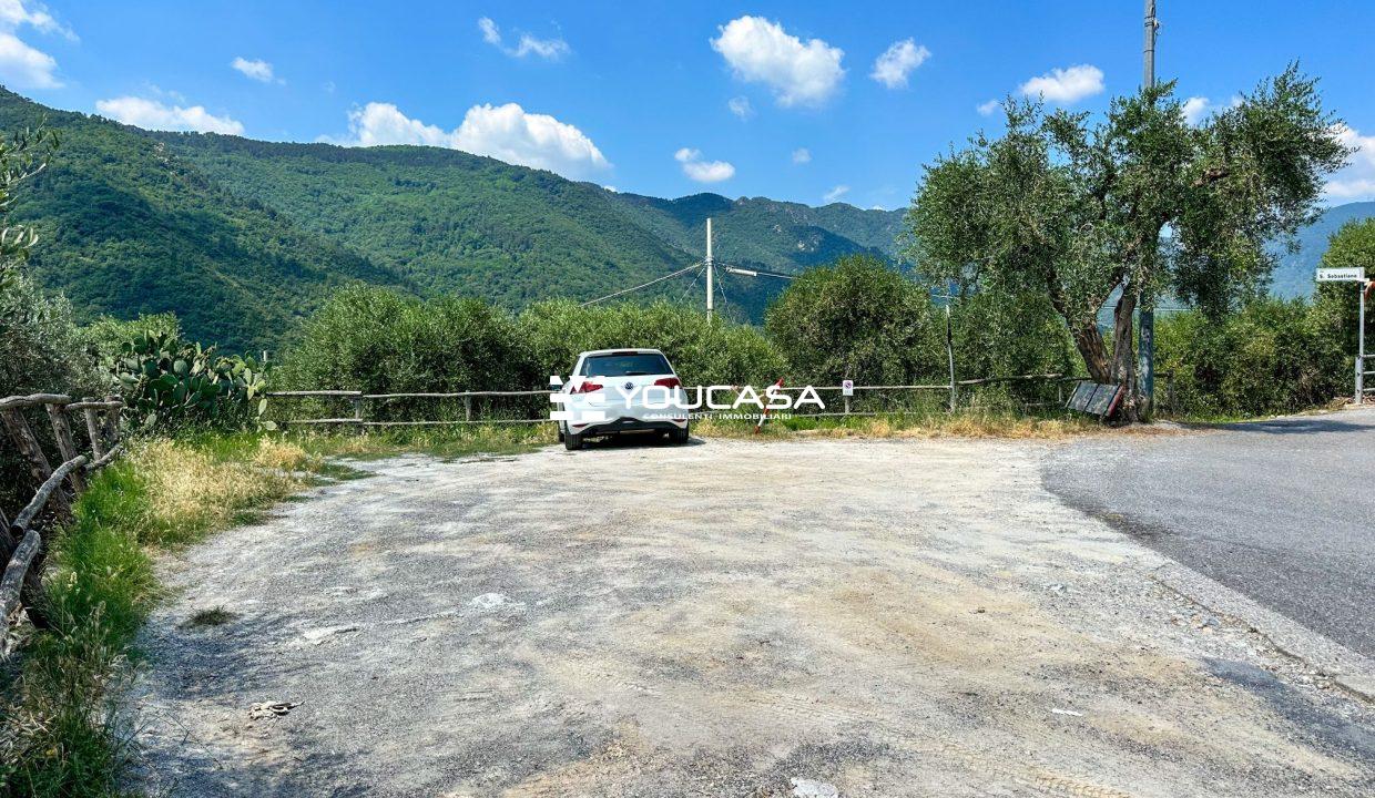 30 AREA PARCHEGGIO