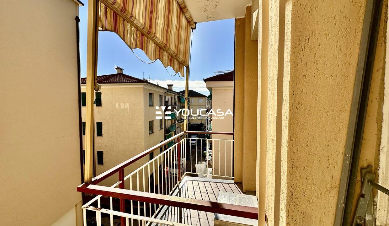 05 BALCONE EST - dimensioni grandi